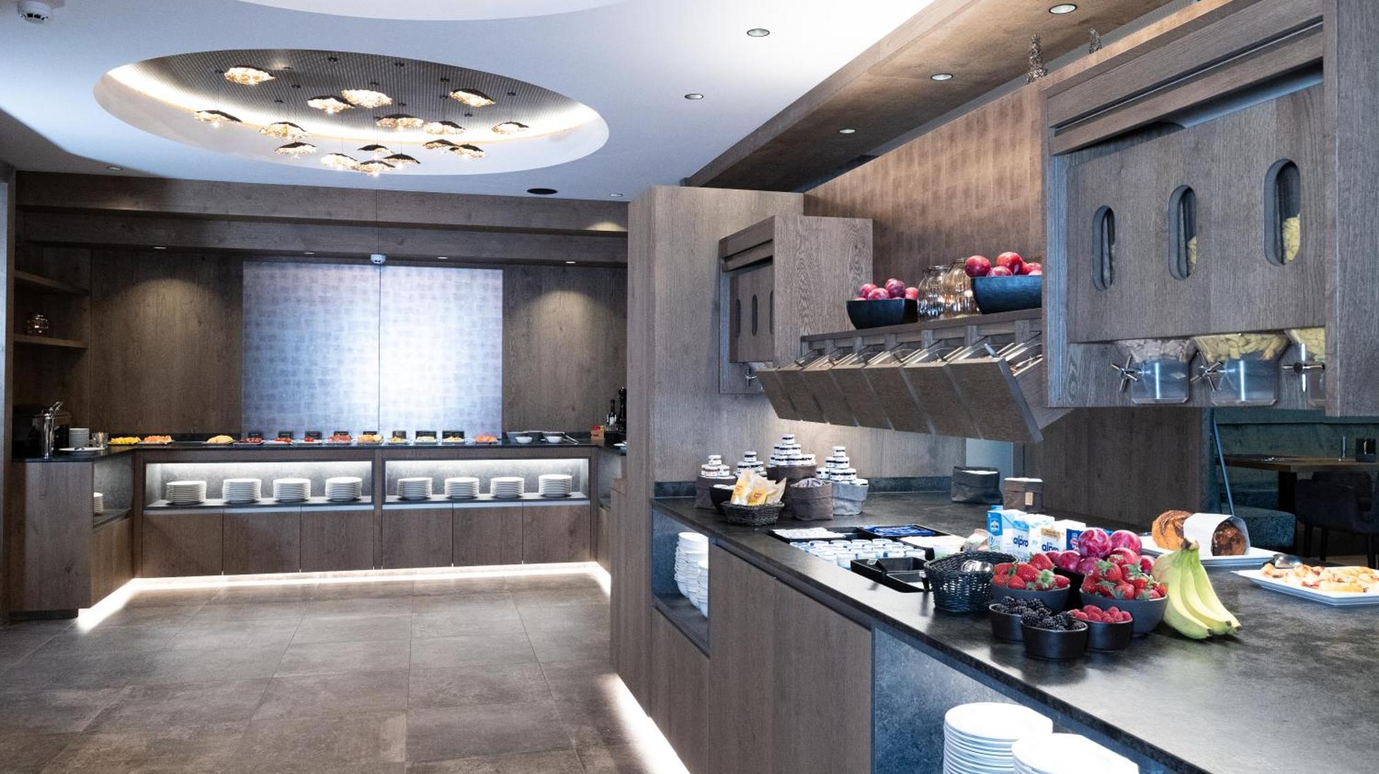 אישגל Hotel Alpina מראה חיצוני תמונה