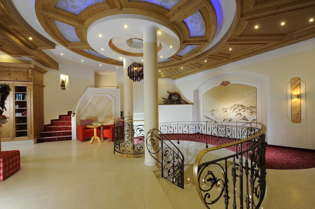 אישגל Hotel Alpina מראה חיצוני תמונה